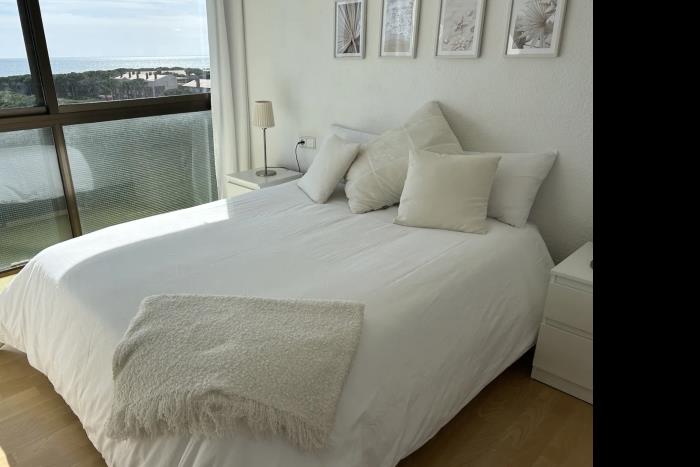 bright apartment in gava mar - gavà