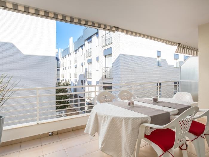white apartment w/terrace, ac, parking, near beach - tossa de mar