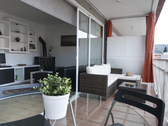 apartment with terrace near beach - tossa de mar
