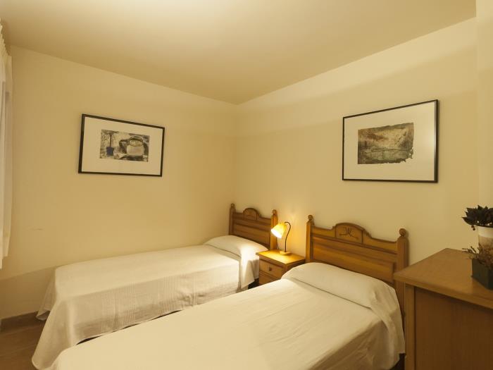 apartamentos ATA associacio Girona